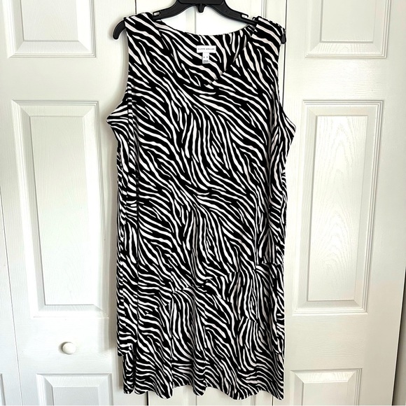Susan Graver Dress Womens XL Zebra Print Sleeveless Tiered Liquid Knit Flowy NEW - Picture 1 of 12